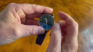 Einzeigeruhr MeisterSinger Stratoscope Mondphasenuhr mit großer nachtleuchtender Mondanzeige [upl. by Nilved]