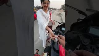 Cute Girl ke sathi prank Kiya Girl ni to ATM card de diya prank ninjah2 motovlog ninjah2rzx10r [upl. by Mccollum612]