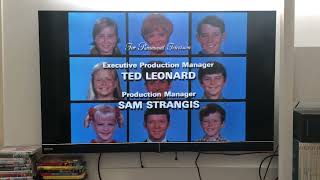 Closing to The Brady Bunch The First Season 2007 DVD [upl. by Tlaw]