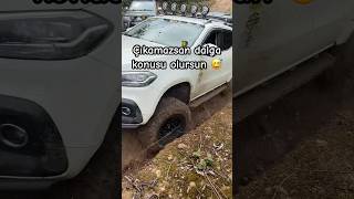 Ah garibim beee😅 automobile mudoffroad cotanakoffroad offroad toyotaoffroad offroading [upl. by Ikkim]