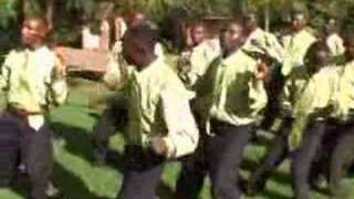 Pwani yenye dhahabuAmkeni fukeni choir [upl. by Karole]