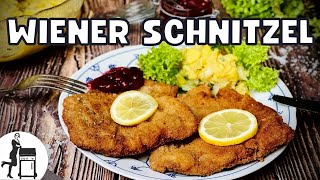 Wiener Schnitzel  Original Rezept in 3 Schritten  Die Frau am Grill [upl. by Eerrehs]