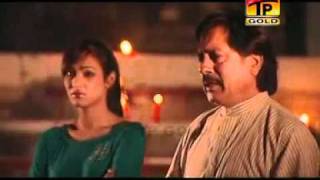 YouTube  Attaullah Khan Esakhelvi Dil Tor Kay Hunh Na Ro 2447mp4 [upl. by Ymas735]