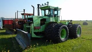 1976 Steiger Cougar II 4WD Tractor Off Site  Lot 554 [upl. by Nelrah811]