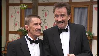 ChuckleVision S14E15 A Change in the Weather Widescreen [upl. by Howenstein]