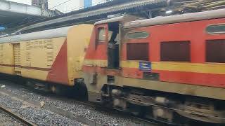 18030 Shalimar Mumbai LTT Express arriving at Kalyan Junction PF6 with WAP4 Railfanning in India [upl. by Avir]