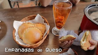 Empanadas de Queso  tradicionales en Bolivia Receta [upl. by Rutger]