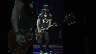 Guns N Roses  November Rain  Slash Guitar Solo 1 LIVE [upl. by Apilef]