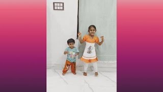 bum bum bole song  Ayesha amp Areeba Dance [upl. by Dlanger]