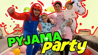 PYJAMA PARTY en FAMILLE un SAMEDI SOIR avec NOUS [upl. by Eidak]