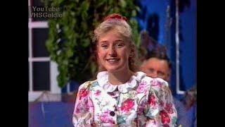 Stefanie Hertel  Über jedes Bacherl geht a Brückerl  1992  14 [upl. by Huckaby302]