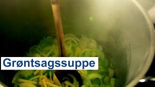 Grøntsagssuppe – Se opskriften på grøntsagssuppe med en dejlig cremet konsistens  REMA 1000 [upl. by Aissak104]