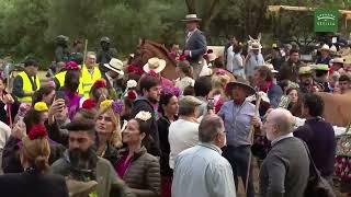 Paso por el Vado del Quema de las Hermandades del Rocío  Viernes 17 de mayo  2024 [upl. by Rola]