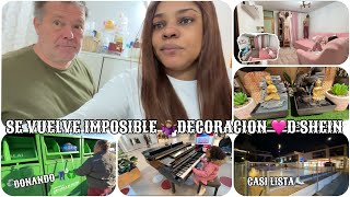 DECORANDO MI🛋️SALA PEQUEÑA EN TONO🩷ROSA LISTA PARA⛸️PATINAR 😅DONANDO♻️👖 [upl. by Eamon]