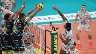 Highlights di Sir Safety Conad PerugiaItas Trentino 13 17° turno di SuperLega [upl. by Gladine]