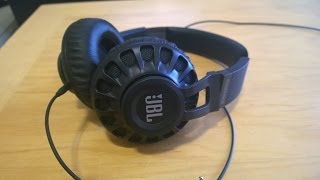 JBL Synchros S700 Review [upl. by Rikahs601]