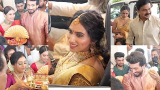 Malavika Jayaram Super Grand Entry 💥😍  Jayarams Daughter Wedding [upl. by Ennovyhs]