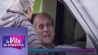 Il Principe Filippo provoca un incidente dauto ma non si scusa  La vita in diretta 21012019 [upl. by Sherman]