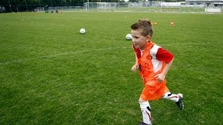 KNVBoefenvorm minipupillen Het stadionspel [upl. by Avril721]