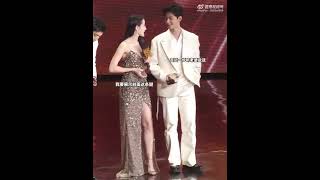 Yang Yang and Dilraba Dilmurat on Tencent Award 2020 杨洋 迪丽热巴 [upl. by Licko]