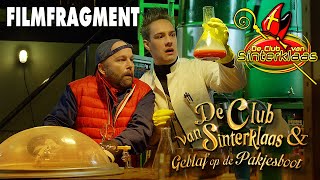 FILMFRAGMENT BLAFSPRAY IN DE MAAK 2016 • De Club van Sinterklaas amp Geblaf op de Pakjesboot [upl. by Mapes]