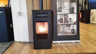 Opstart van pelletkachel Edilkamin Slide Start up pelletstove Edilkamin Slide [upl. by Animrac]