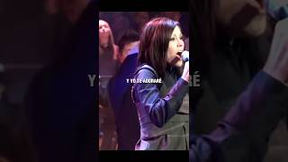 Kari Jobe  Digno y Santo Vídeo musicacristiana Concierto [upl. by Chemosh]