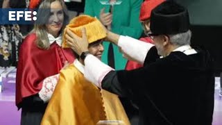 La ULPGC inviste a 11 doctoras para reducir la brecha de género en los honoris causa [upl. by Aihsekat]