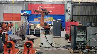 KUKA KR30 HA KRC4 NA Extended Controller  2x DKP 400 positioner  1x external axis  linear track [upl. by Akinas]