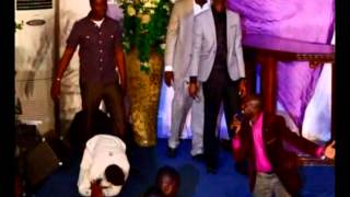 Local Worship Medley Touching Gods Heart 2011  Denzel Prempeh [upl. by Eva]