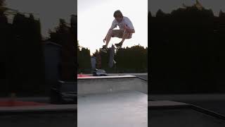 Huge 360 Flip Help me reach 1000 Subs skateboarding sk8 skatetricks howtoskate skatepark [upl. by Dougal]