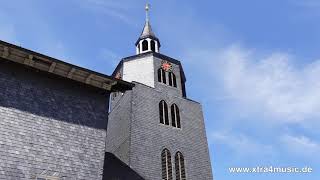 Kirchenglocken Glockenläuten Glockengeläut  Sankt Laurentius Kirche in Benneckenstein [upl. by Reppep]