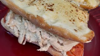 Sandwich de pollo gratinado 🥖 [upl. by Dlanor]