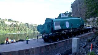 Liebherr  FCC 320 R Heavy lift port crane Niagara Falls [upl. by Ettedualc]