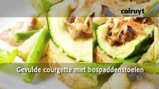 Gevulde courgette met bospaddenstoelen [upl. by Karlise]