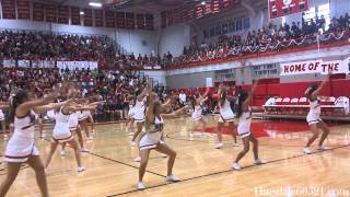 2013 Hinsdale Central Homecoming Pep Rally  Cheerleaders [upl. by Salahcin]