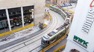 Fahrgeräusche üstraStadtbahnserie Tw2000 Kurve ErnstAugustGalerie [upl. by Reger116]