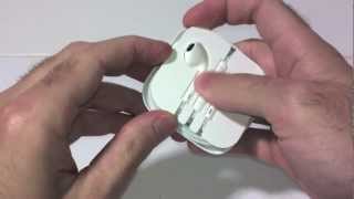 Video HowTo Wrapping your Apple EarPods back into their Case [upl. by Konopka]