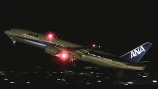 B777 Into The Night Sky ANA Boeing 777200 JA8969 TAKEOFF TOYAMA Airport 富山空港 2012327 [upl. by Fital]