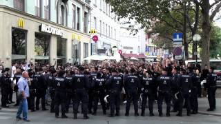 PAOK Saloniki Fans beim Schwedenplatz 30082012 [upl. by Gabby957]