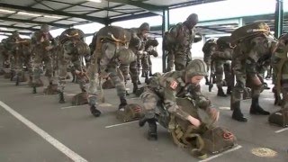 ETAP  Ecole des troupes aéroportées  Parachutisme militaire [upl. by Enalahs]