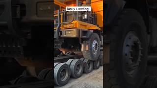 Best truck loader with best driving skills atrangicarkur ytshorts shorts truckdriver trucklife [upl. by Ted]