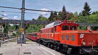 Einfahrt des Sonderzug 22230 quotKönigseeexpressquot am 11052024 in Berchtesgaden Hbf [upl. by Gnuhp]