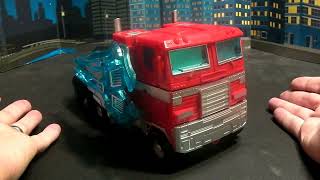 Transformers Deformation Commander Optimus Prime KO Knock off [upl. by Nassir]