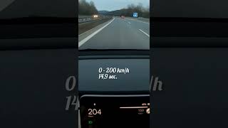 Tesla Model Y Performance 0250 kmh on German Autobahn 0100 Race [upl. by Anivek]