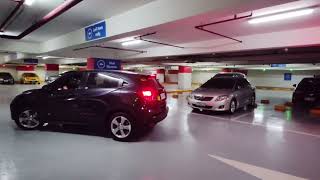 Mall Reverse Parking tutorial [upl. by Yunick]