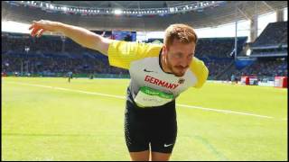 Christoph Harting Olympiasieger gibt aberwitzige Pressekonferenz  Shitstorm um Harting [upl. by Harifaz294]