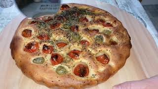 Focaccia Barese quotRicetta Originale MORBIDA DENTRO E CROCCANTE FUORIquot [upl. by Ries643]