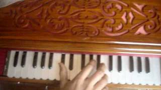 Nusrat Fateh Ali Khan  sason ki mala pe on the harmonium [upl. by Alvin]