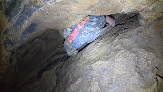 Dans la grotte la plus étroite des Pyrénées claustrophobie [upl. by Dan]